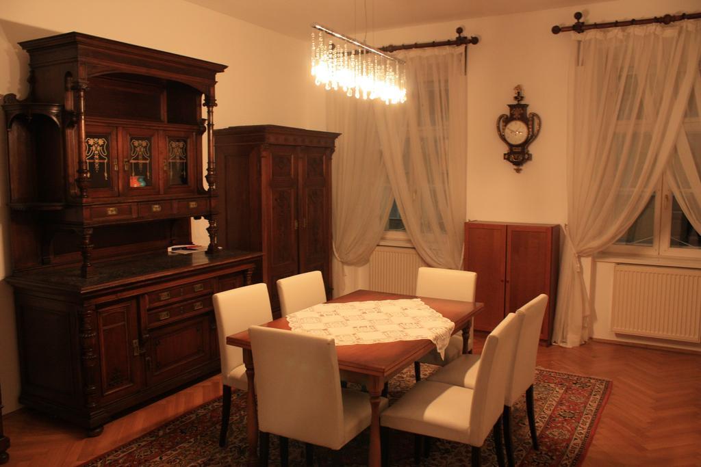 Apartment Schönbrunn Wien Zimmer foto